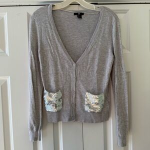 ⭐️ H&M Gray Sweater with Sequin Pockets